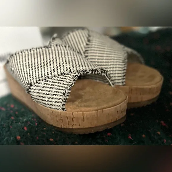 🎸MINNETONKA🎸🔥NWT🔥Posey Wedge in Black/Natural Stripe—7 - Picture 12 of 16